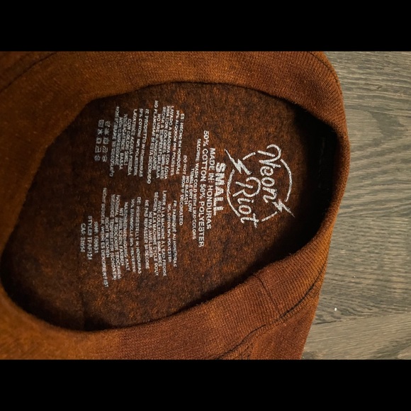 Neon Riot sweater - Picture 3 of 3